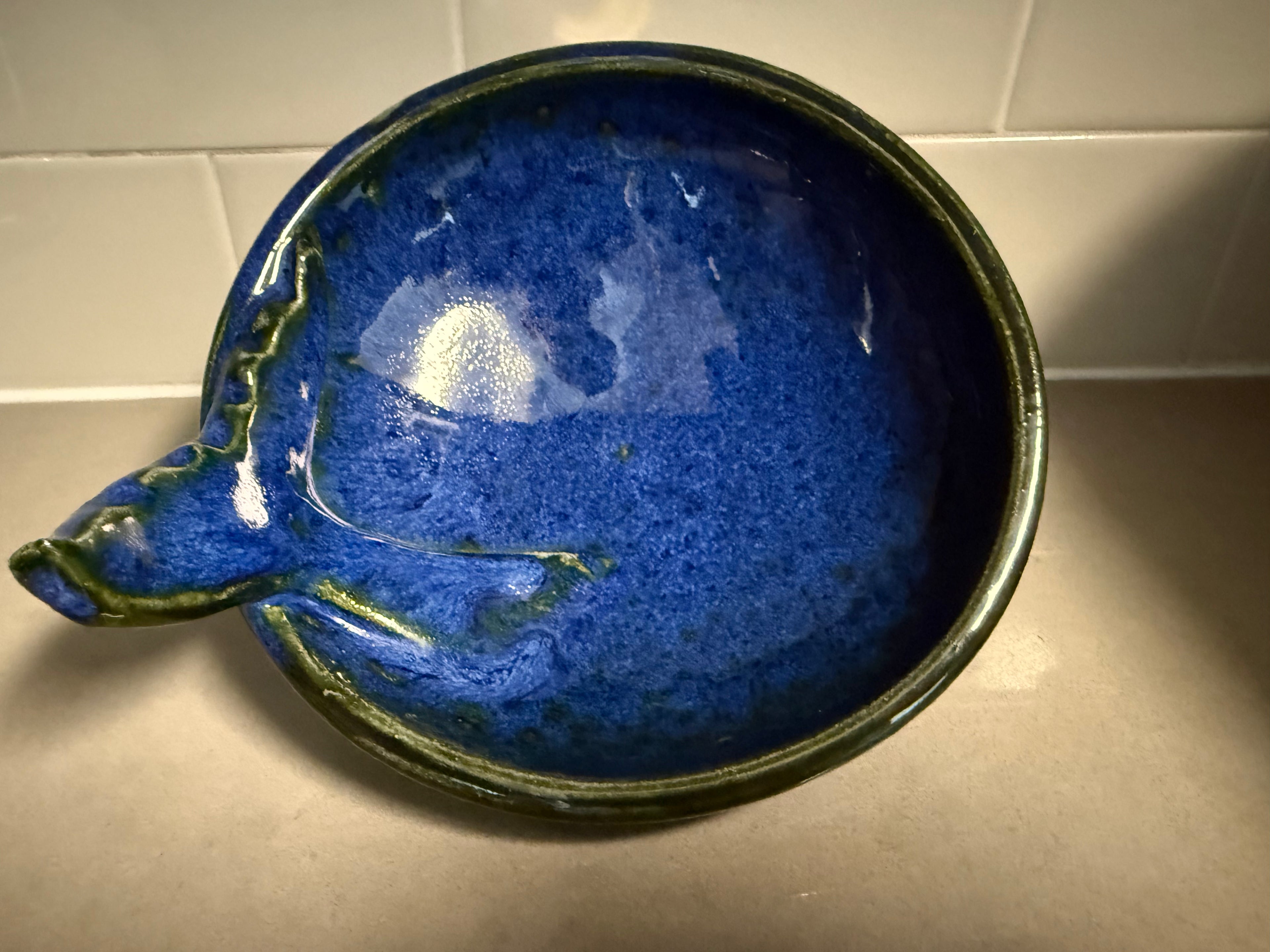 Whale Tail Bowl